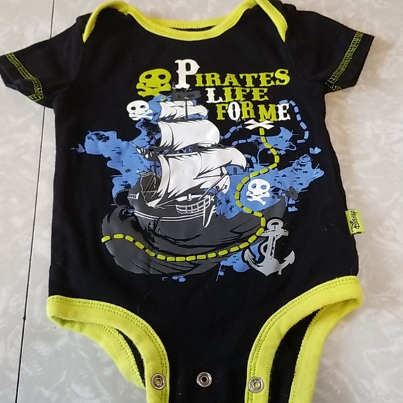 Lot of disney 0 to 6 - Picture 5 of 6